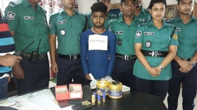 গুলি ও বিস্ফোরকসহ সন্ত্রাসী শামীম গ্রেফতার