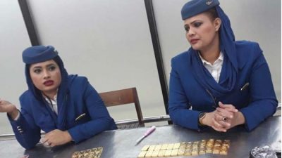 শাহজালালে দুই কোটি টাকার স্বর্ণসহ ২ এয়ার হোস্টেস আটক