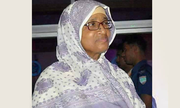 চিকিৎসার জন্য বেগম মন্নুজান  সুফিয়ানের ভারত গমন