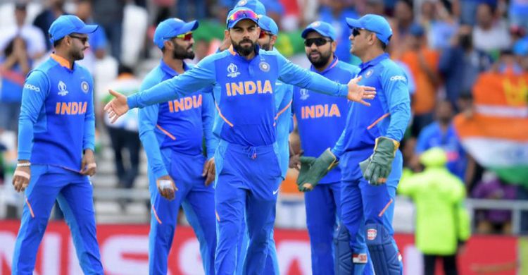 বিশ্বকাপে নিয়ম ভেঙে স্ত্রীকে সঙ্গে রাখেন ভারতের সিনিয়র ক্রিকেটার