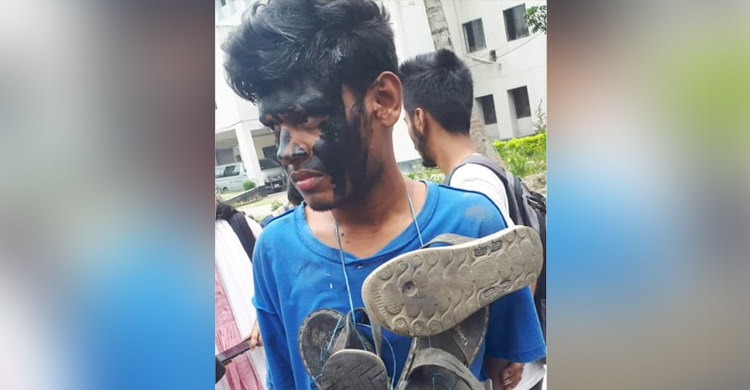 ঘুমের ট্যাবলেট খাইয়ে খুলনা বিশ্ববিদ্যালয়ের লাইব্রেরিতে নিয়ে ধর্ষণ