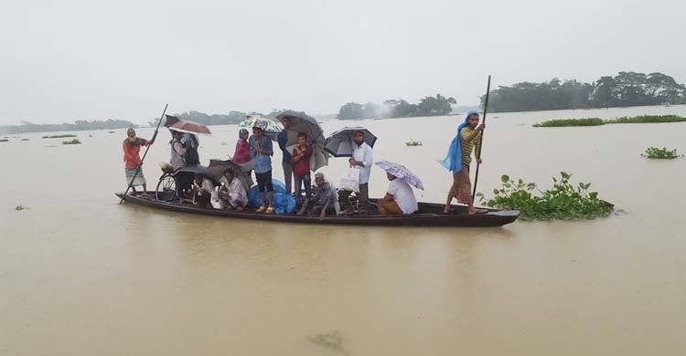 বাংলাদেশ-ভারত-নেপালে বন্যায় তিন শতাধিক মানুষের প্রাণহানি