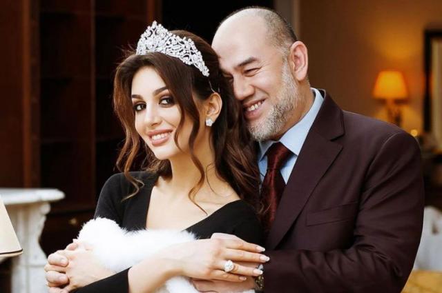 রুশ সুন্দরীর সঙ্গে বিয়ে ভাঙল মালয়েশিয়ার সেই রাজার