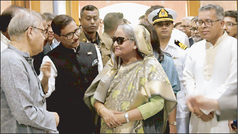 যুক্তরাজ্যে সফর শেষে দেশে ফিরছেন প্রধানমন্ত্রী