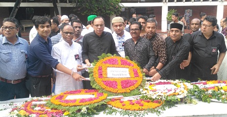 জাতির পিতার সমাধিতে বাংলাদেশ ফেডারেল সাংবাদিক ইউনিয়ন নেতৃবৃন্দের শ্রদ্ধা নিবেদন