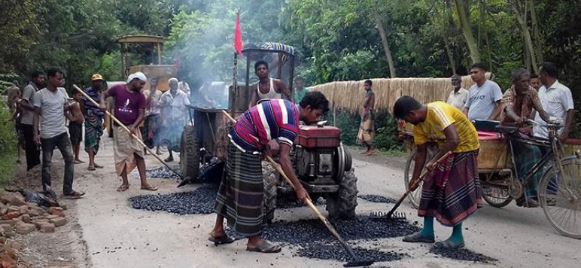 ঈদ সন্নিকটে এলেই খুলনা সড়ক ও জনপথ বিভাগে চলে জোরাতালীর মেরামত কাজ