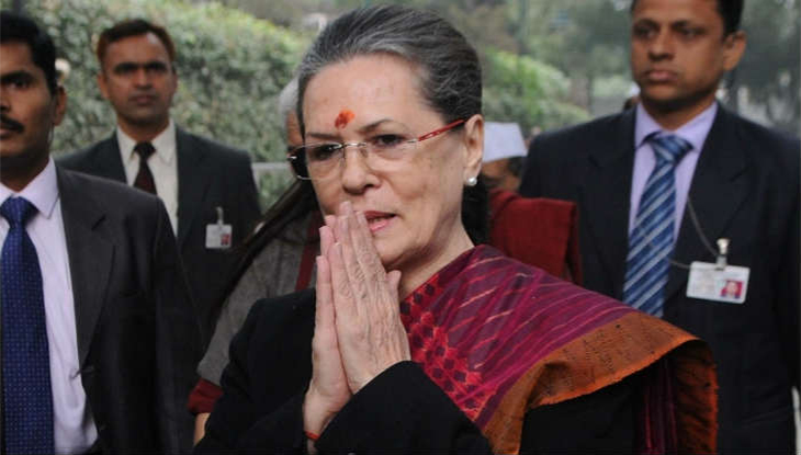 কংগ্রেসকে পথে ফেরাতে ফের নেতৃত্বে ফিরলেন সোনিয়া