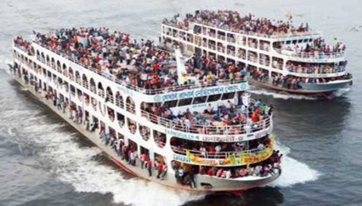 লঞ্চ ও ফেরির ত্রিমুখী সংঘর্ষে আহত ৫