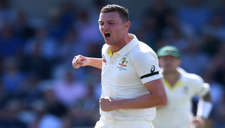 ওয়ার্নার ও পেইনকে ক্যাচ অনুশীলন করাচ্ছে ইংল্যান্ড