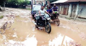 রূপসার আলাইপুর-ভবানীপুর সড়কটি মরণ ফাঁদে পরিণত