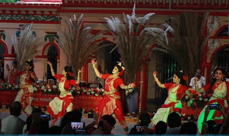 রাজধানীতে মহালয়া পালিত, ষষ্ঠী পূজা ৪ অক্টোবর