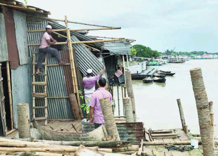 ময়ূর নদীর ২৮টি অবৈধ স্থাপনা উচ্ছেদ