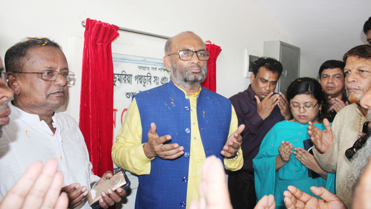 দুর্নীতির কোনো ছোঁয়া যেন আমার গায়ে না লাগে: শ.ম রেজাউল