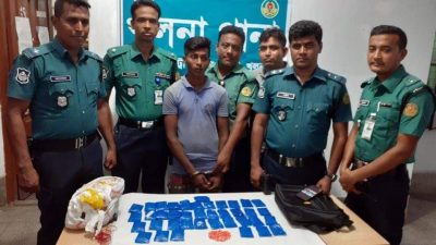 খুলনায় ইয়াবার বড় একটি চালানসহ মাদক কারবারী আটক