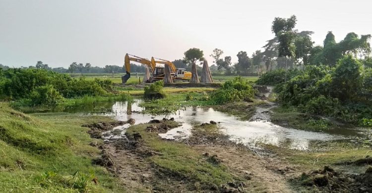 খুলনা পানি উন্নয়ন বোর্ড’র অধিন নড়াইলের আঠারোবাকি নদীর খনন কাজ পুনরায়  শুরু