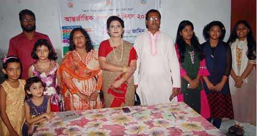 খুলনায় কন্যা শিশু সমাবেশ ও আলোচনা সভা অনুষ্ঠিত