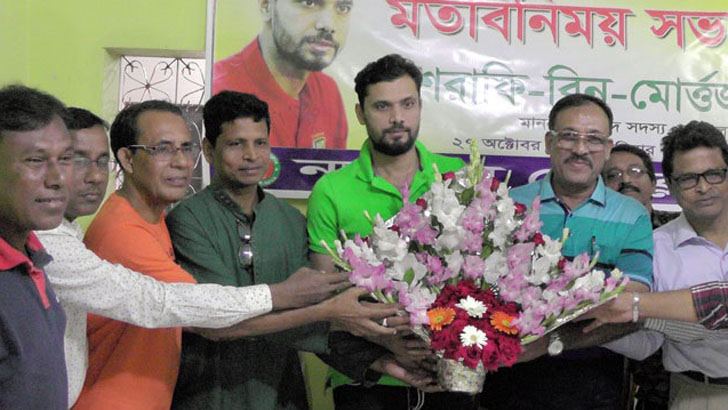 নড়াইলের সার্বিক উন্নয়নে গণমাধ্যমকর্মীদের সহযোগিতা চাইলেন মাশরাফি