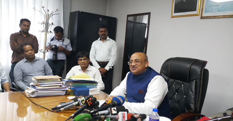 ‘আমাকে নিয়েও একটু ভাবুন’, বার্তা প্রধানদের তথ্য প্রতিমন্ত্রী