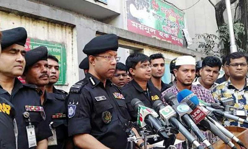 চাঁদাবাজির কোটি কোটি টাকা যুক্তরাষ্ট্রে পাচার করছিলেন কাউন্সিলর মঞ্জু: র‌্যাব