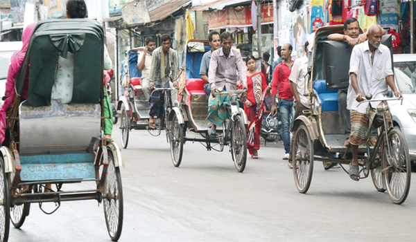 নগরীতে ব্যাটারীচালিত রিকশা চলাচল বন্ধ : নগরবাসীর সাধুবাদ