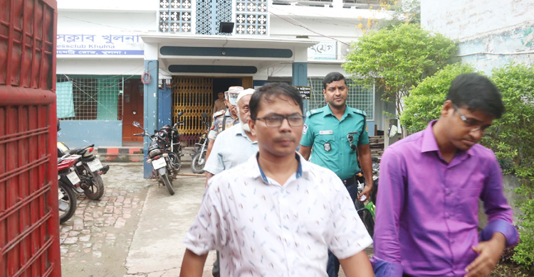 থ্রি ডক্টরস কোচিংয়ের পরিচালক ডা. তারিম আটক