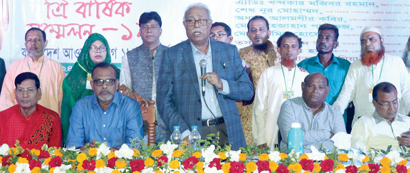 ত্যাগী ও পরিচ্ছন্ন তাদের হাতে নেতৃত্বের চাবি তুলে দিতে হবে