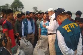 নড়াইলে ১১ কোটি টাকা ব্যয়ে মধুমতি নদী তীরের স্থায়ী বাঁধ নির্মাণে অনিয়ম!
