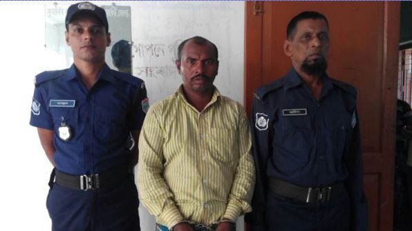 তালায় গৃহবধূ ও আশাশুনিতে স্কুলছাত্রী ধর্ষণের শিকার : ধর্ষক গ্রেফতার