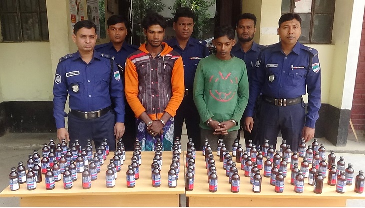 ঝিনাইদহে ফেনসিডিলসহ ২ মাদক কারবারি আটক