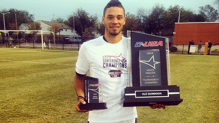 কাকার সতীর্থ রিভেরা খেলবেন পুলিশে