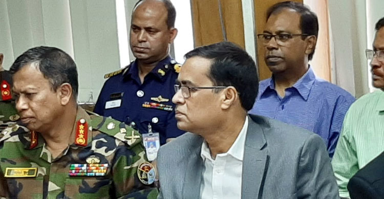 প্রধানমন্ত্রী কার্যালয়ের সামনে গাছ সরাতে ৪ ঘণ্টা, সারাদেশে কী হয়?