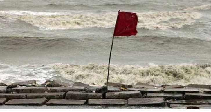 মোংলা ও পায়রায় ১০ নম্বর মহাবিপৎসংকেত