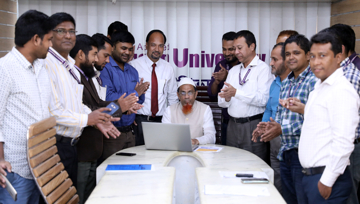 এসইউ-এর প্রথম সমাবর্তনে অনলাইন রেজিস্ট্রেশনের উদ্বোধন