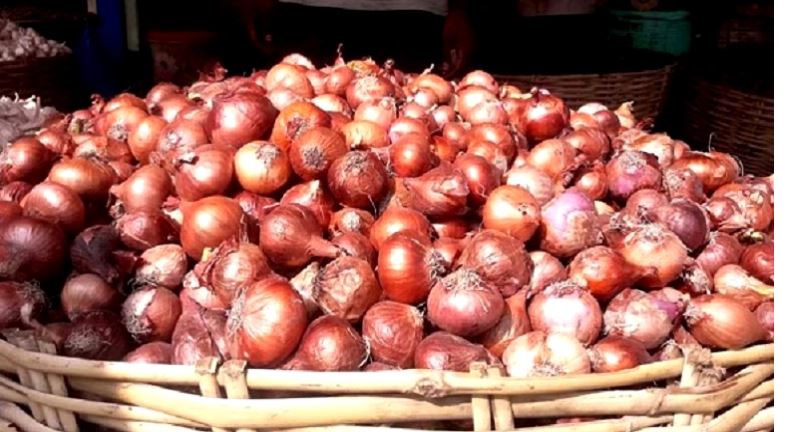 কমেছে পেয়াঁজের দাম, জেনে নিন আজকের সর্বশেষ বাজার দর