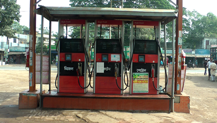 ঝিনাইদহে জ্বালানি তেল বিক্রেতাদের কর্মবিরতি