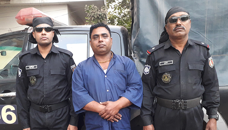 যশোরে তক্ষকসহ আটক ১