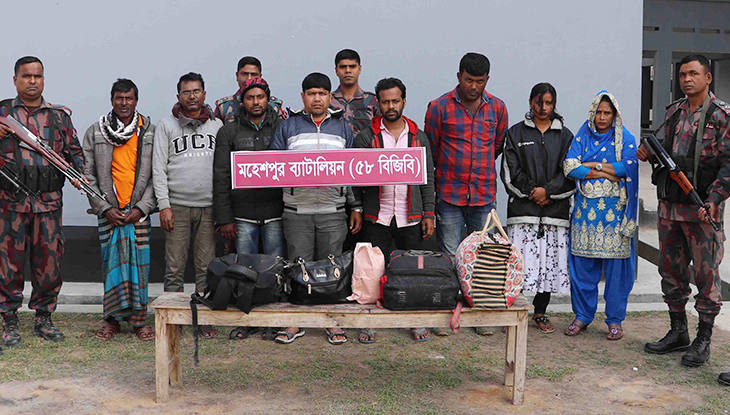 মহেশপুরে অনুপ্রবেশকারীসহ আটক ১৬