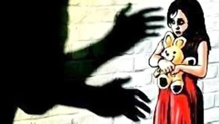 খুলনায় প্রথম শ্রেণির ছাত্রীকে ধর্ষণের অভিযোগ