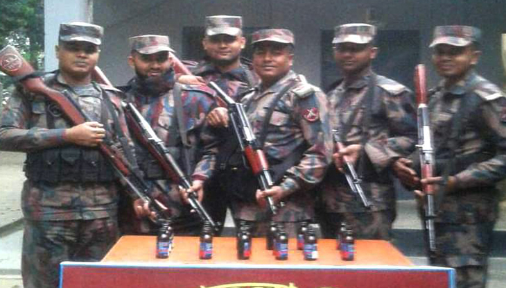 মেহেরপুর সীমান্তে মদ ও ফেনসিডিল উদ্ধার