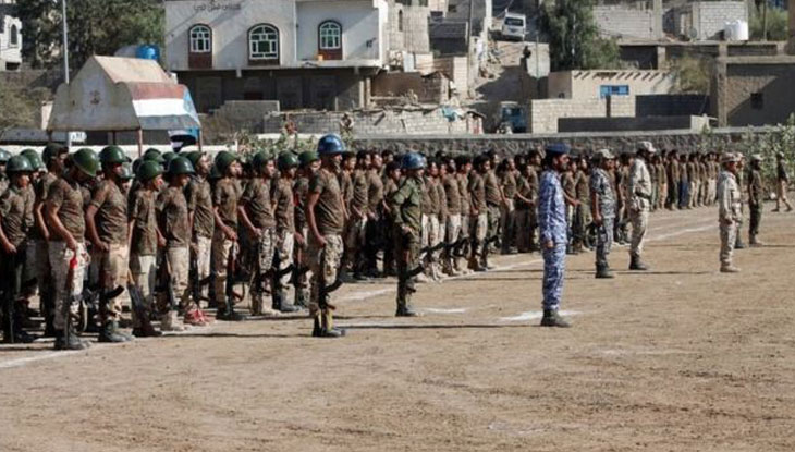 ইয়েমেনে মিলিটারি প্যারেডে ক্ষেপণাস্ত্র হামলা