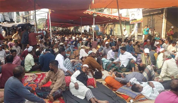 আমরণ অনশনে ৭ পাটকল শ্রমিক হাসপাতালে