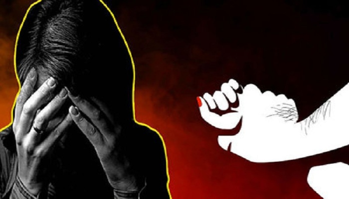 খুলনায় সিআইডির দারোগা মধুসুদনের বিরুদ্ধে ধর্ষণ চেষ্টা মামলা