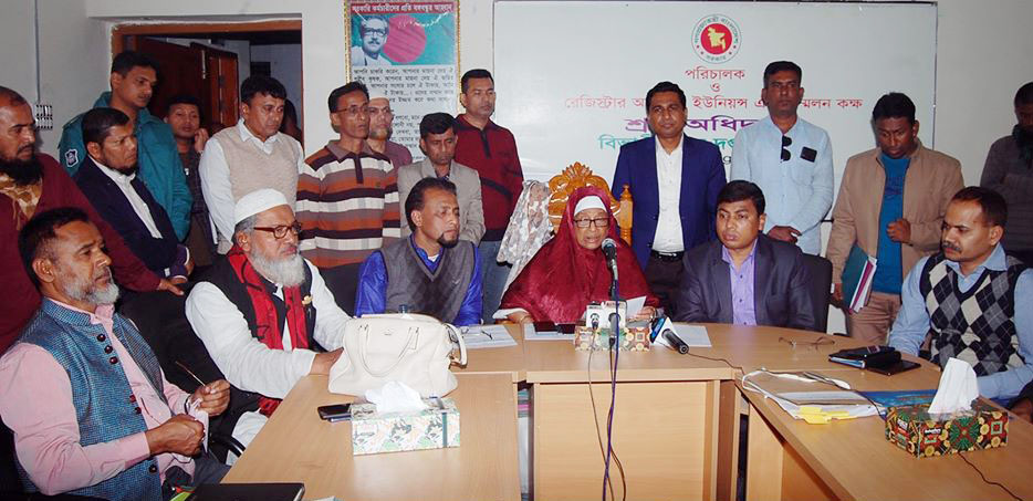 মজুরি কমিশন বাস্তবায়নে আগামী ১৫ ডিসেম্বর আন্তঃমন্ত্রণালয় সভা -শ্রম প্রতিমন্ত্রী