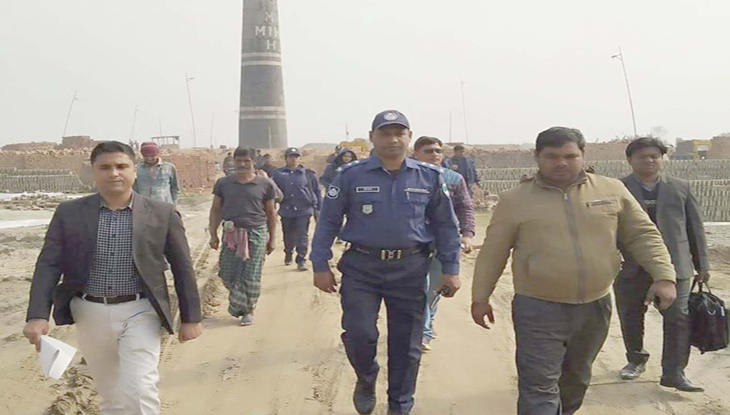 মাপে কারচুপি করায় তিন ইটভাটাকে ২ লাখ টাকা জরিমানা