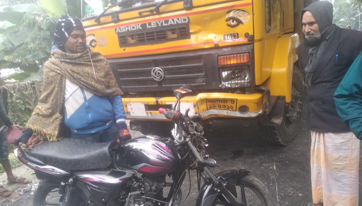 ট্রাকের ধাক্কায় মোটরসাইকেলের আরোহীর মৃত্যু