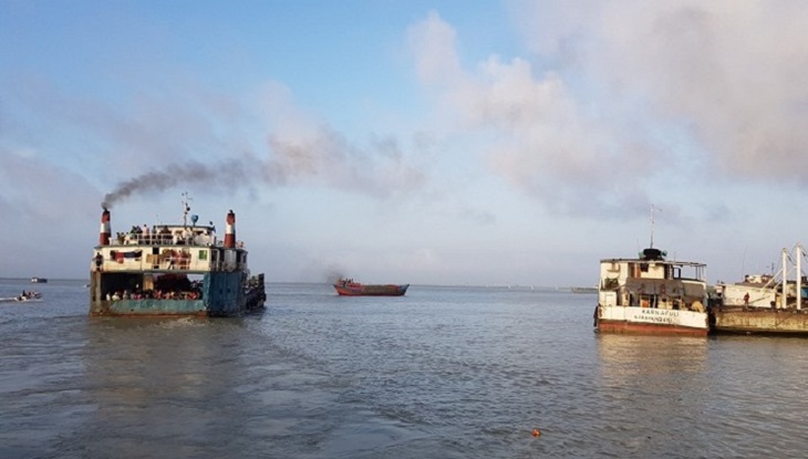 ১৩ ঘণ্টা পর নৌযান চলাচল স্বাভাবিক