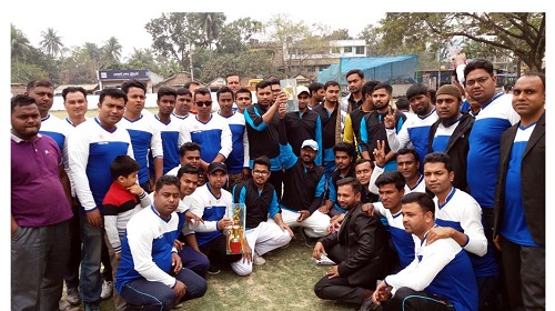 প্রীতি ক্রিকেট ম্যাচে উপজেলা স্বাস্থ্য কমপ্লেক্সকে হারিয়েছে কলারোয়া ফারিয়া