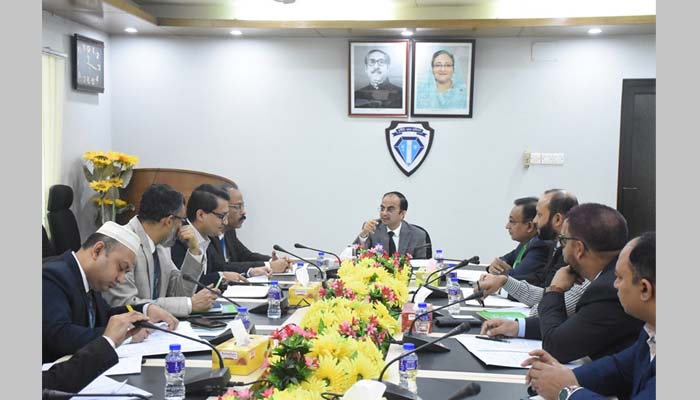 সরকারি কর্মকর্তাদের ঘুষের খতিয়ান চায় দুদক