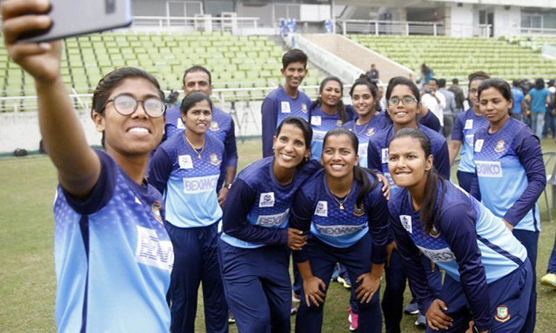 বিশ্বকাপ খেলতে সন্ধ্যায় ঢাকা ছাড়ছে মেয়েরা