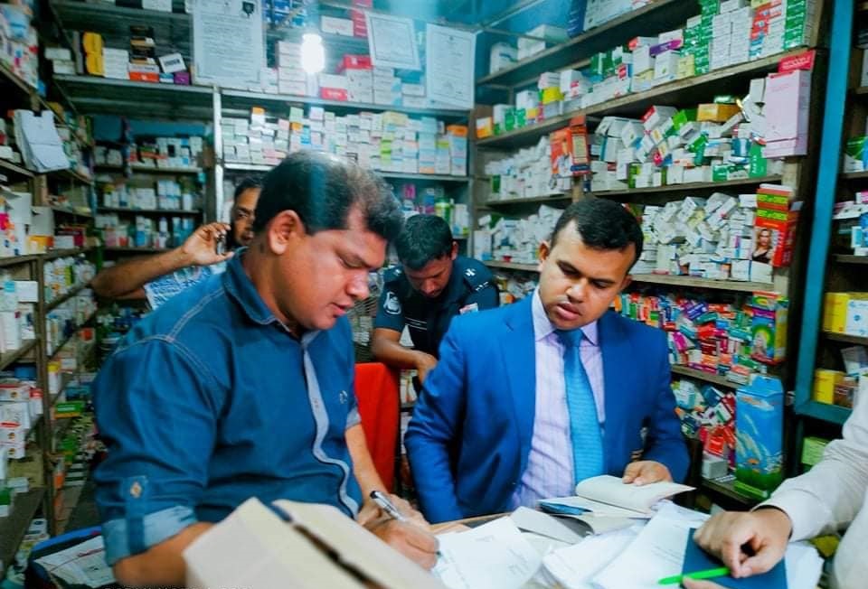 চুকনগর বাজারে  ভ্রাম্যমাণ আদালতের অভিযানে ২ জনকে জরিমানা